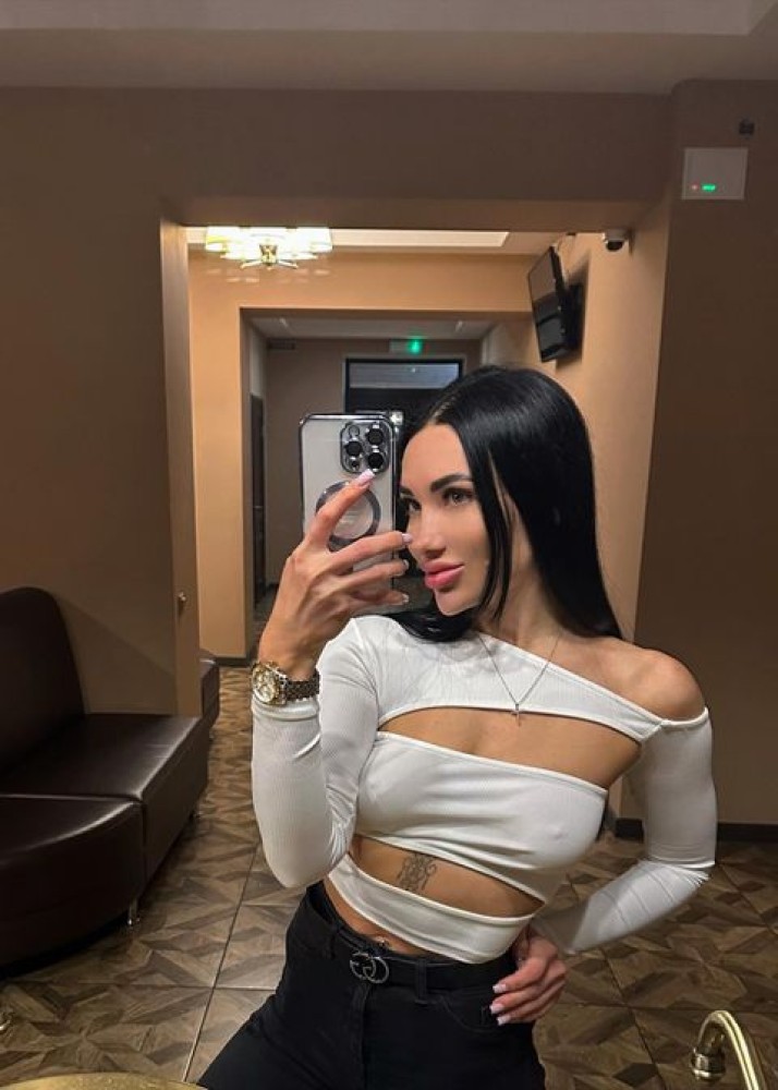 Индивидуалка Аделина фото № 2 в городе Новый Уренгой