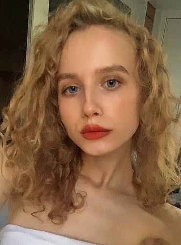 Ника, Г. Новый Уренгой