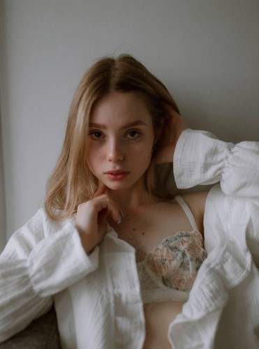 Оленька, Г. Новый Уренгой