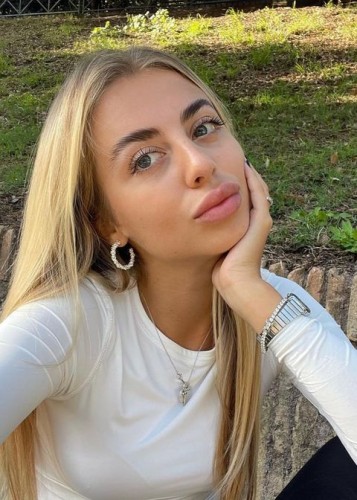 Соня, Г. Новый Уренгой